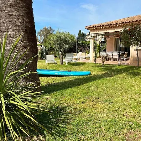 Pitou, Piscine Chauffée, 200m La Londe-les-Maures