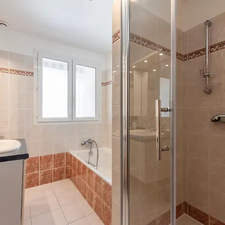 Pitou, Piscine Chauffée, 200m La Londe-les-Maures