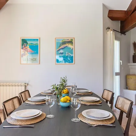 Villa Pitou, Piscine Chauffée, 200m *