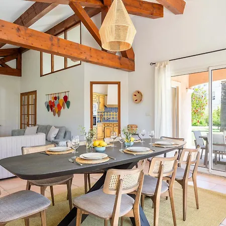 Villa Pitou, Piscine Chauffée, 200m La Londe-les-Maures