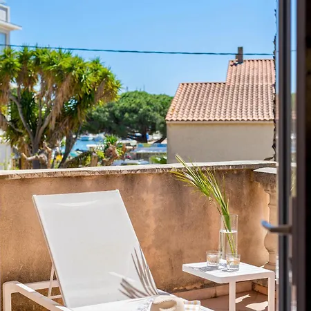 Pitou, Piscine Chauffée, 200m La Londe-les-Maures