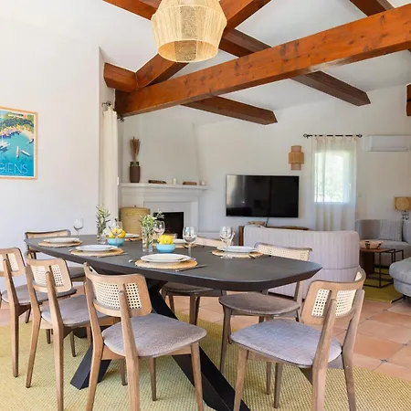 Villa Pitou, Piscine Chauffée, 200m