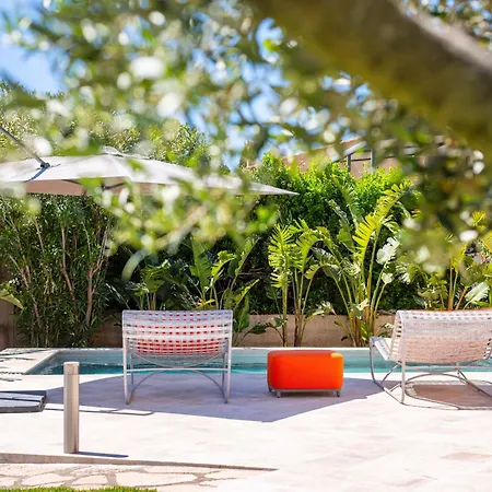 Villa Pitou, Piscine Chauffée, 200m La Londe-les-Maures