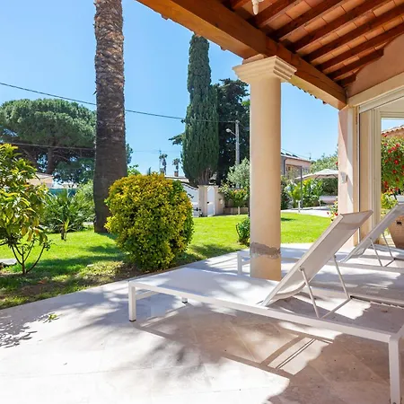 Pitou, Piscine Chauffée, 200m