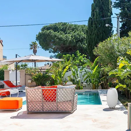 Villa Pitou, Piscine Chauffée, 200m