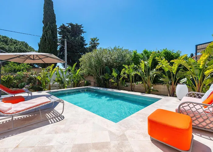Pitou, Piscine Chauffee, 200m Villa