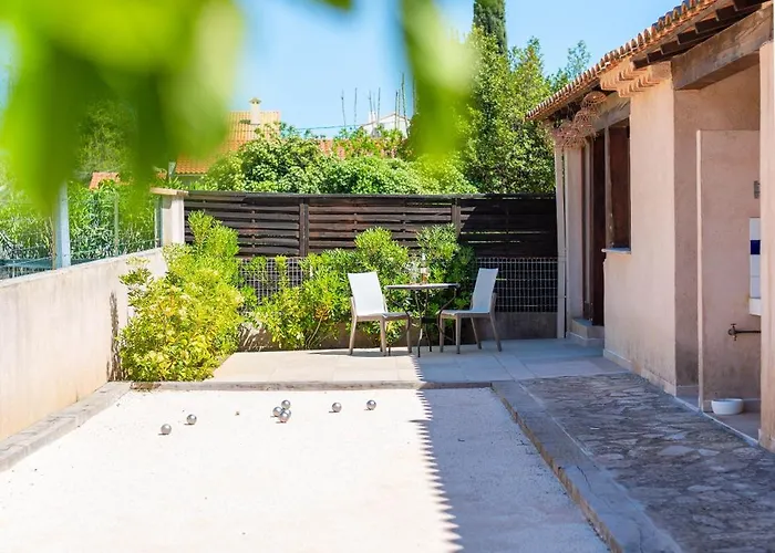 Villa Pitou, Piscine Chauffee, 200m