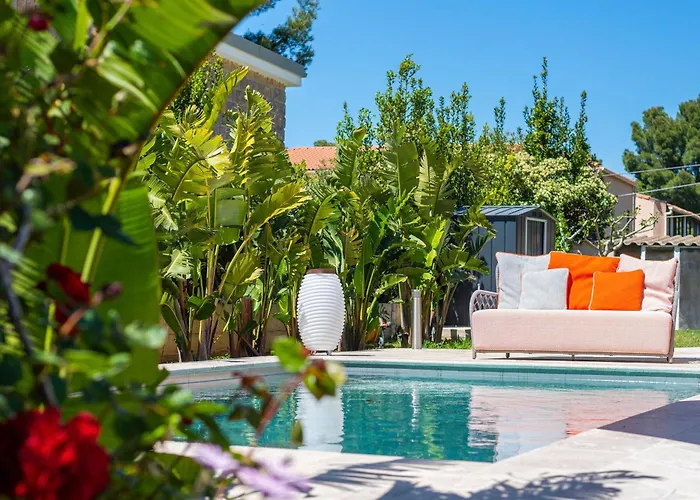 Pitou, Piscine Chauffee, 200m Villa