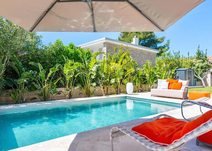 Pitou, Piscine Chauffee, 200m Villa *