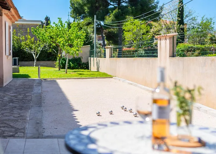 Pitou, Piscine Chauffee, 200m Villa